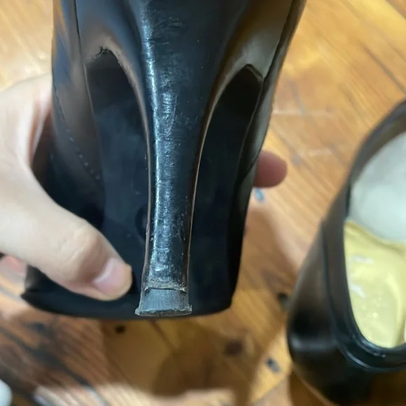 Michael Kors Close Toes Pointed heels with logo - Picture 9 of 9